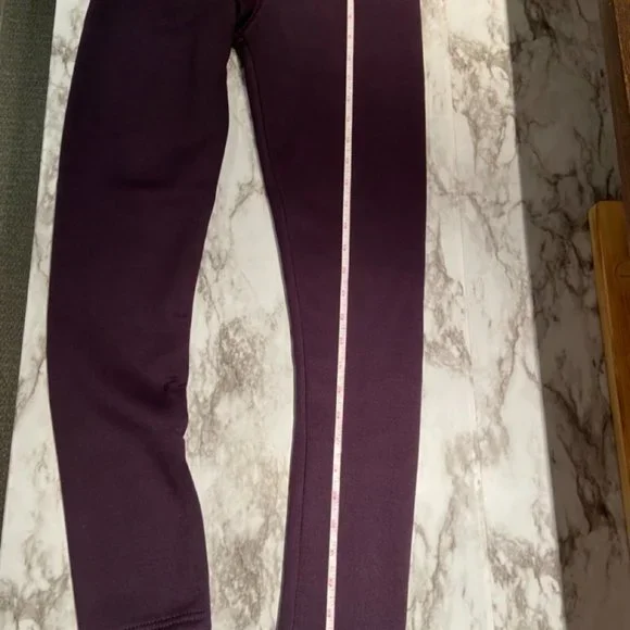 🎀 3 for $25 Cozy Casual Plum Furry Lined Leggings for Girls Size L EUC - Picture 3 of 11
